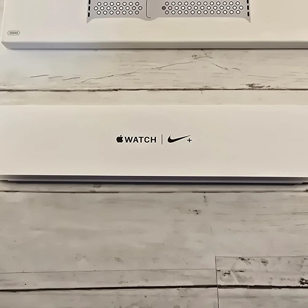 Apple Watch Nike Sport Band 38mm Pure Platinum Black MQWH2AM/A Sport Strap